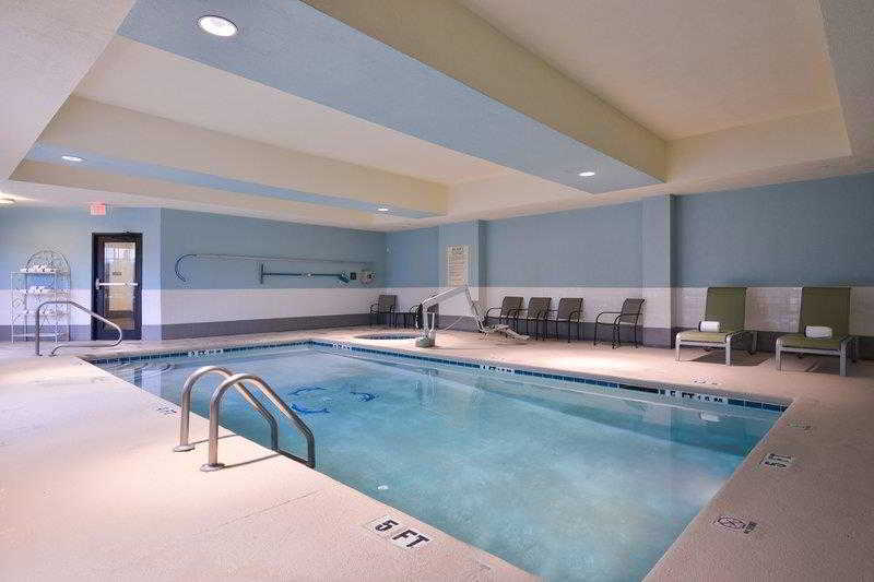 Western Savannah Airport Inn&suites Hotel 3*
